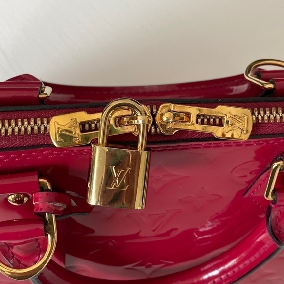 Louis Vuitton Pink Rose Indian Raspberry Leather Monogram Vernis Alma Bag New - Picture 13 of 17